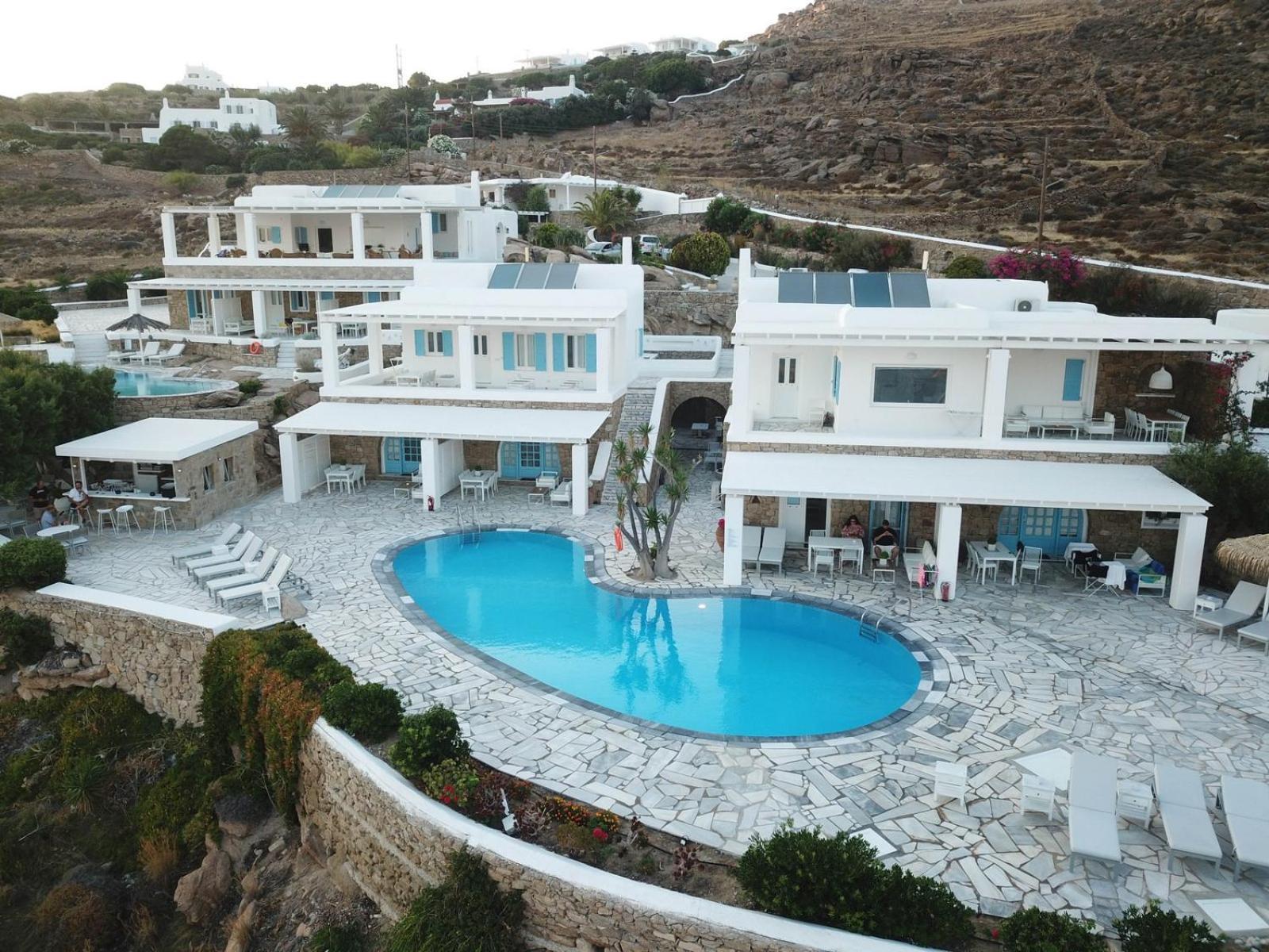 Adikri Villas & Suites Tourlos Extérieur photo