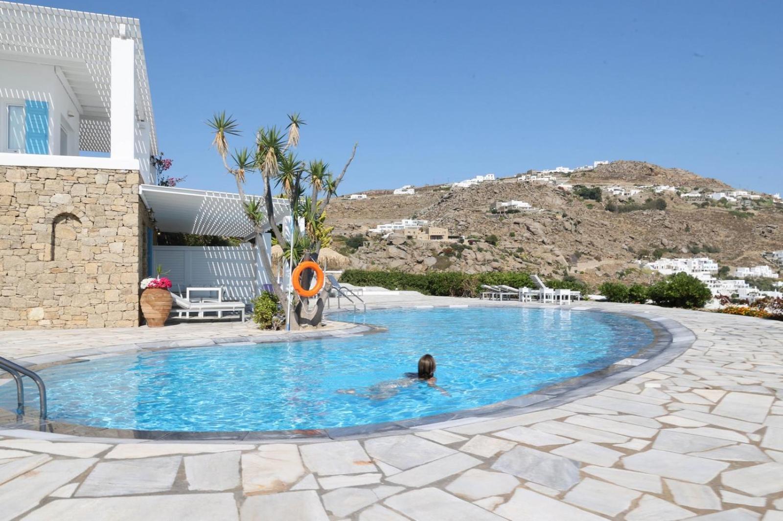 Adikri Villas & Suites Tourlos Extérieur photo