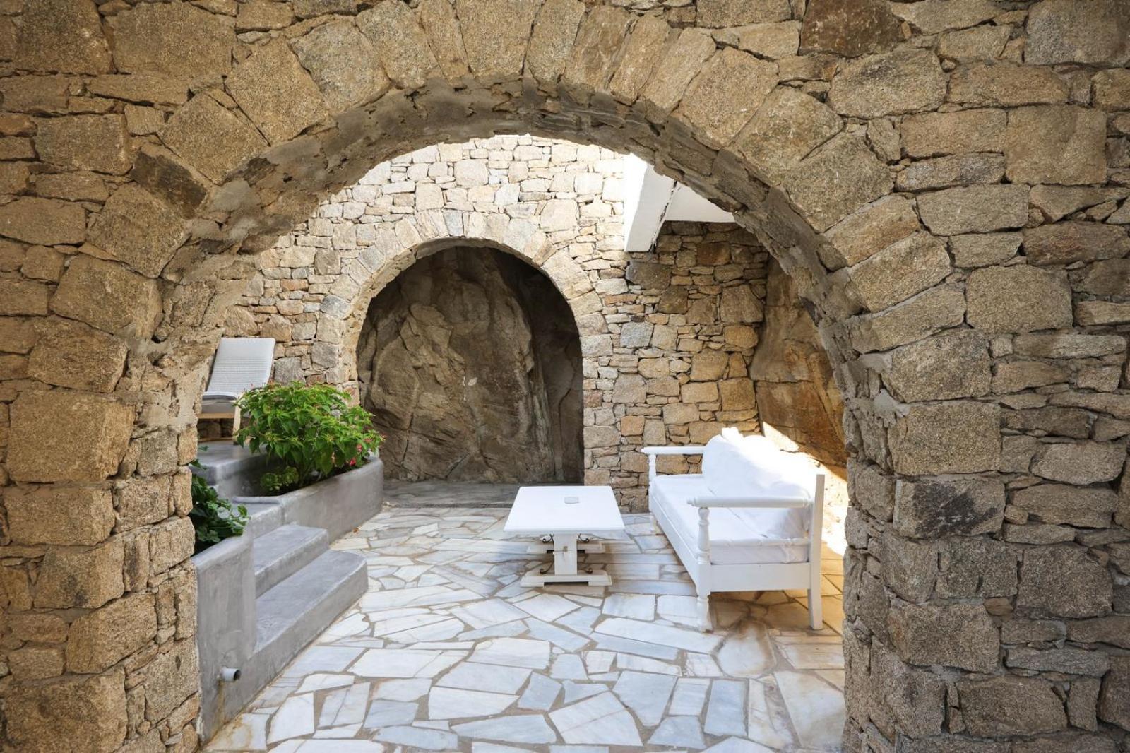 Adikri Villas & Suites Tourlos Extérieur photo